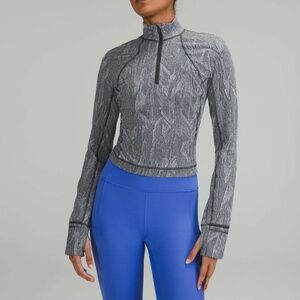 Lululemon Its Rulu Run Cropped Half Zip - Size 6